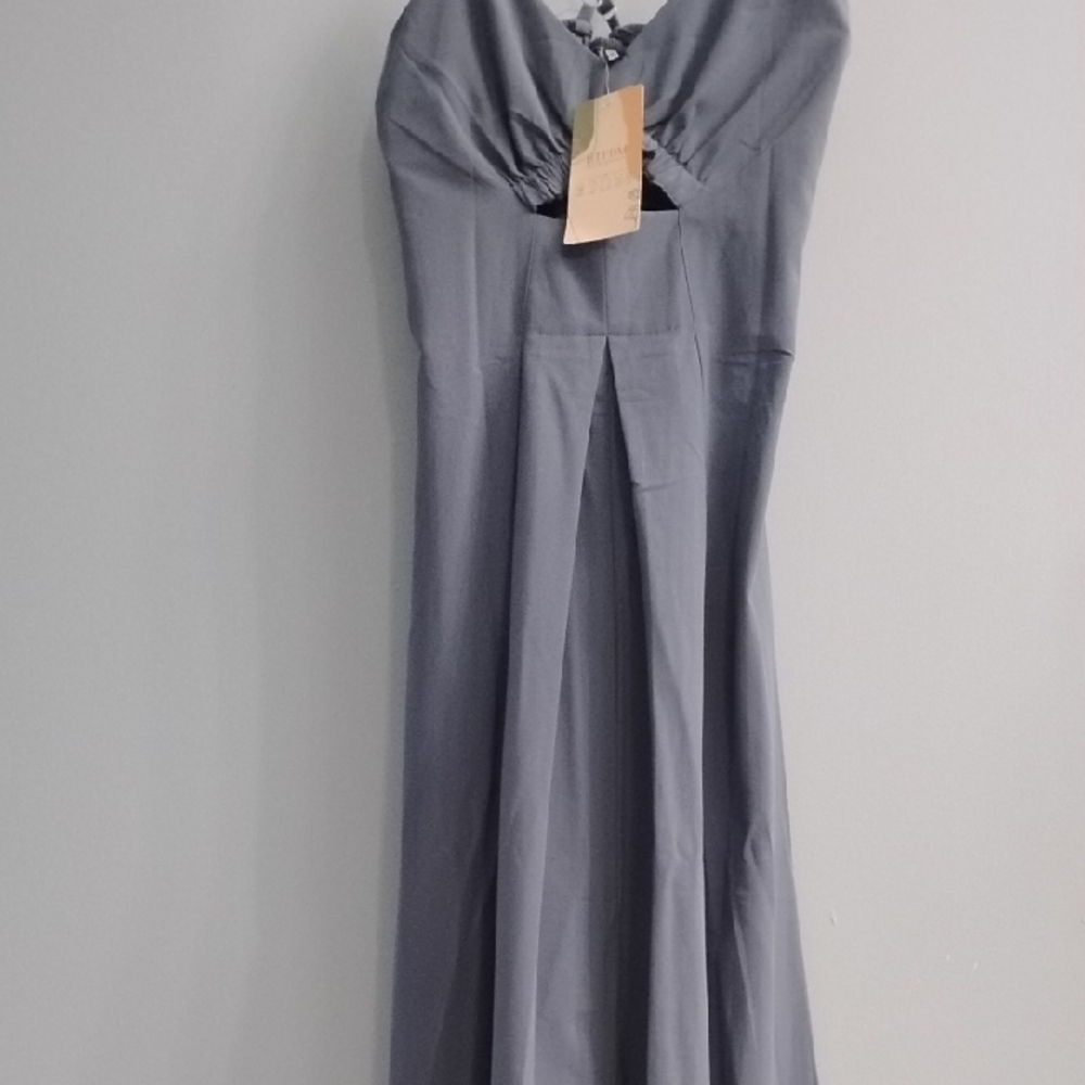 NWT BTFBM Dusty Blue Maxi Dress with Front Keyhole Size Small - Picture 3 of 7